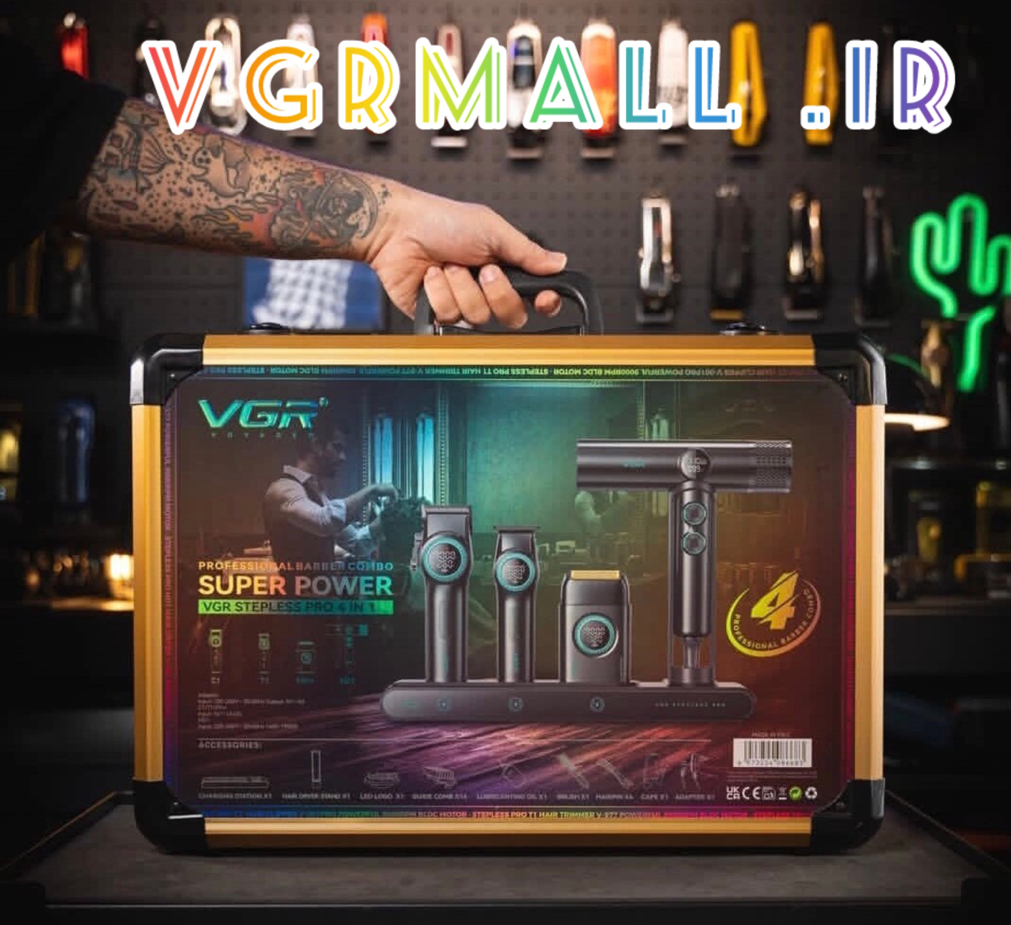 تیغه DLC ضدحساسیت در دستگاه اصلاح VGR` 3. `نمایشگر LED دستگاه با نشانگر شارژ و دور موتور
