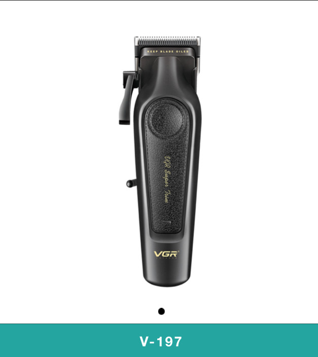 حجمزن VGR V-197 در حال استفاده روی موهای فر