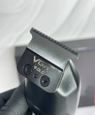 نمای نزدیک تیغه خط زن وی جی ار مدل v226